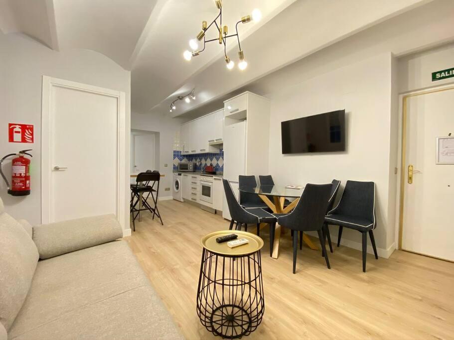 Appartement Plaza Santa Ana Ec à Madrid Extérieur photo